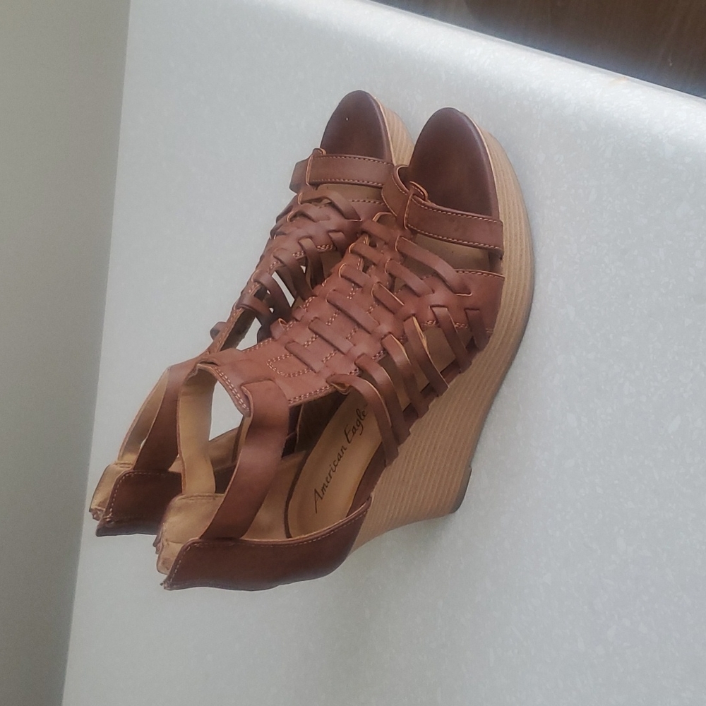 Brown American eagle heels